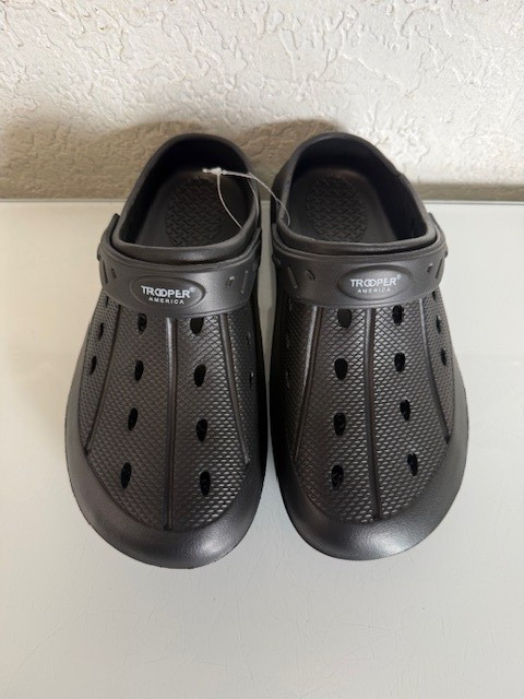 Trooper America Unisex-Adult KC-004 EVA Clogs, Black – Size Men 4 / Women 6