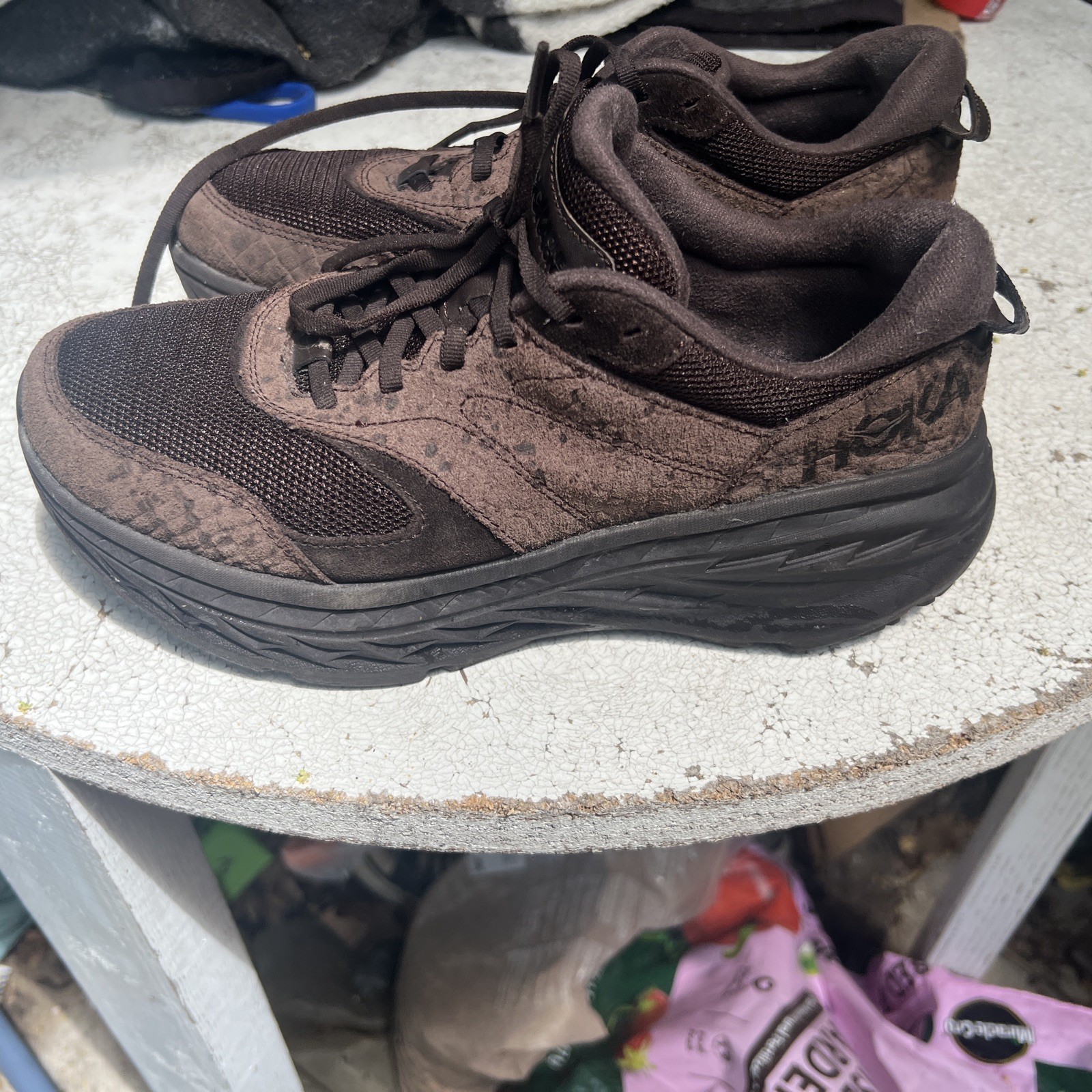 Hoka One One Shoes men’s 9 women’s 10