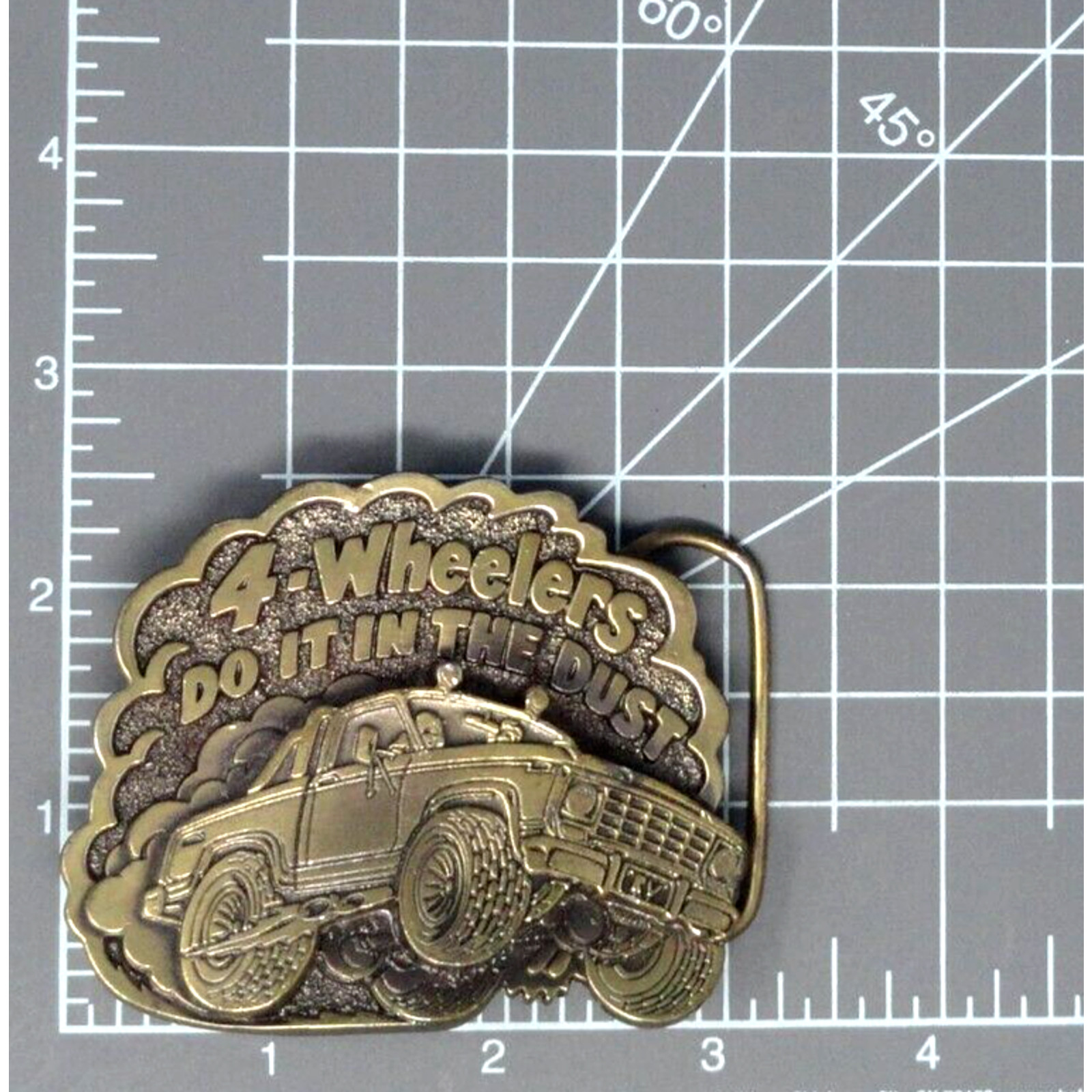 4 Wheelers Do It In The Dust Belt Buckle 4X4 Truck Vintage 80s TGABC .PCB770