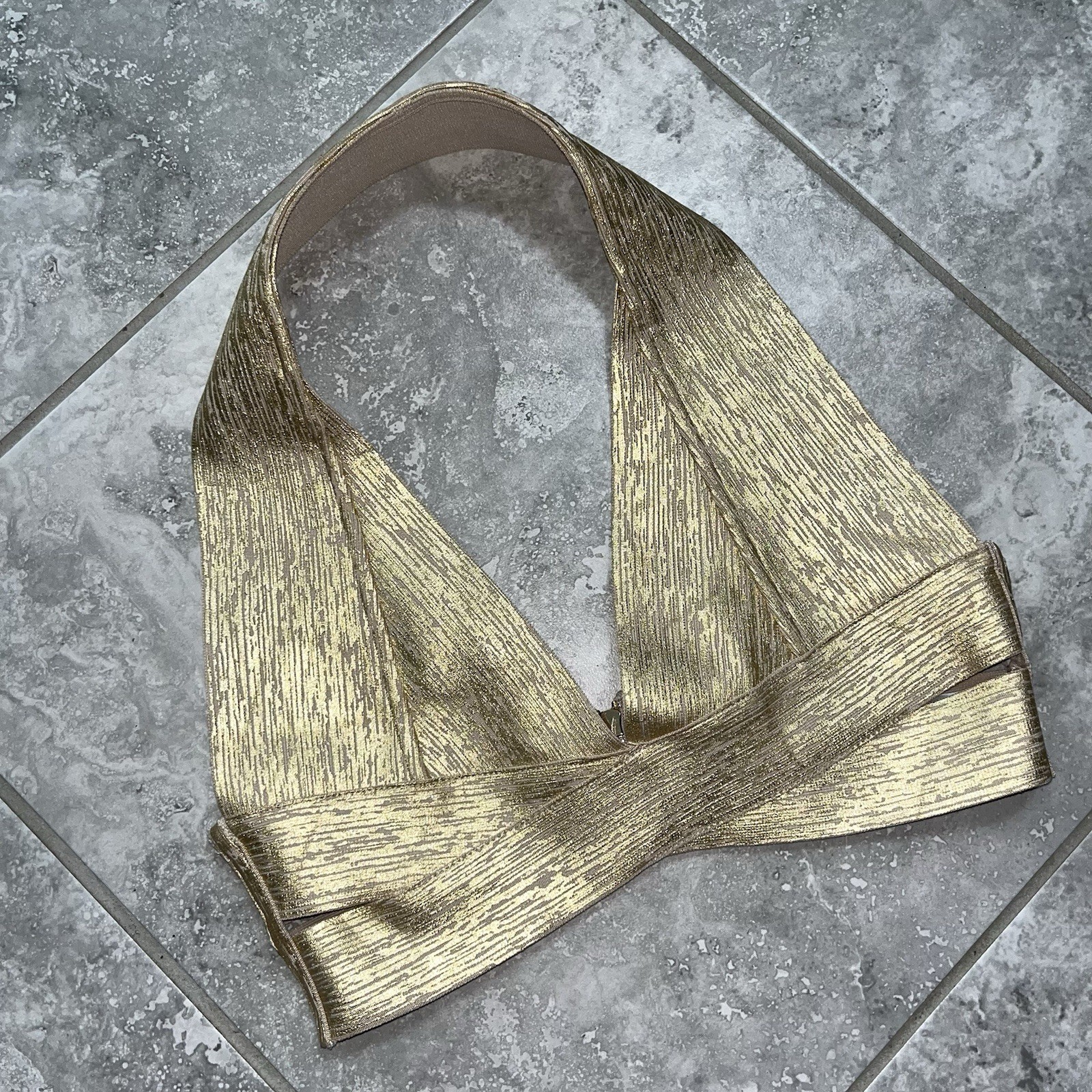 Bella Barnett Narnia Gold Bandage Low Cut Halter Crop Top Metallic Gold M