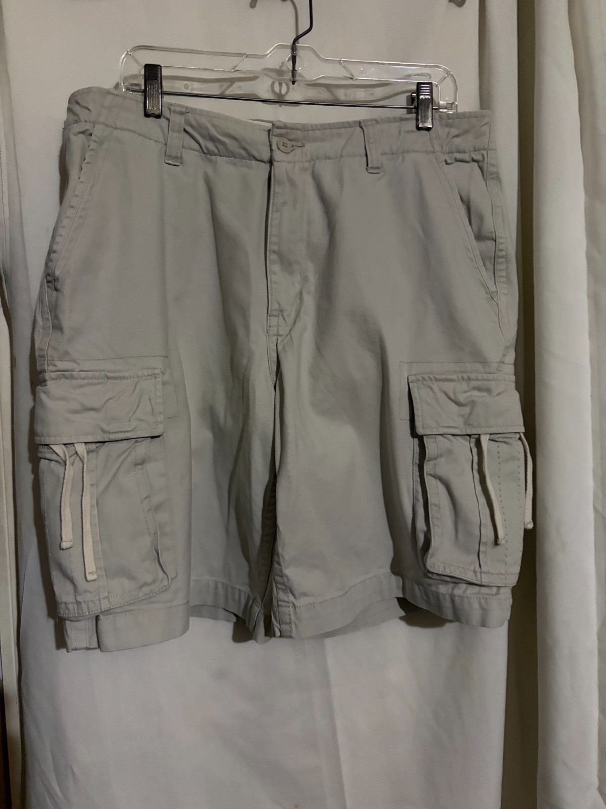 Faded Glory Men’s Cargo Shorts – Light Gray – Size 36 – Made in Bangladesh
