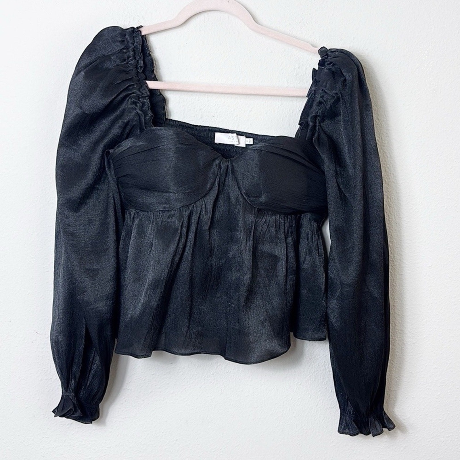 ASTR The Label Irene Babydoll Top in shiny black size Medium