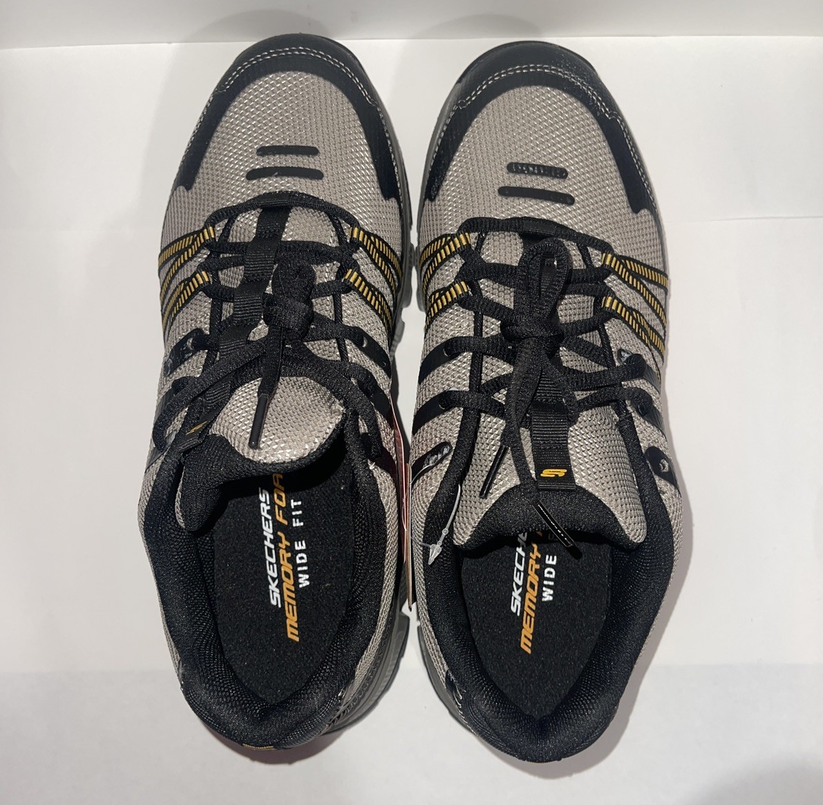 Skechers Memory Foam Wide Fit Men’s 9.5W Tan Black Walking Comfort Sneakers