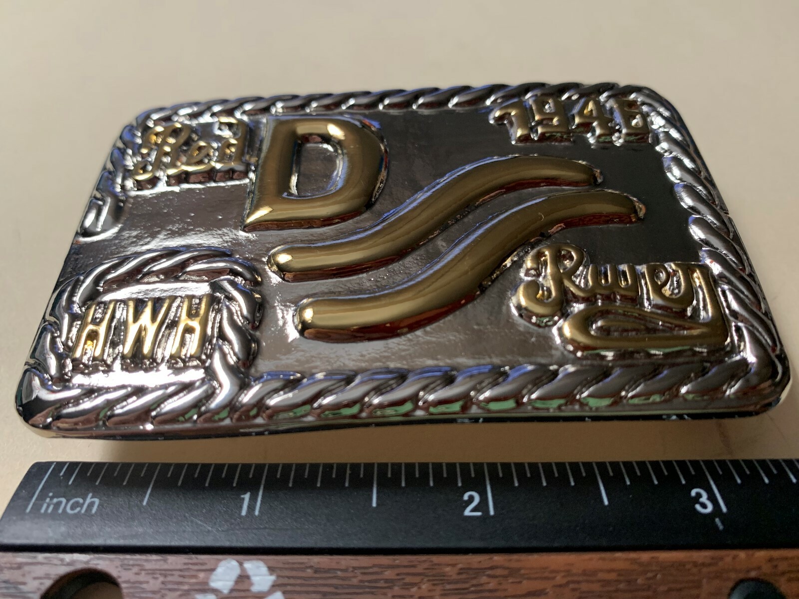 John Wayne Gold/Nickel Red River D Belt Buckle 1946 Movie Westerns Howard Hawks