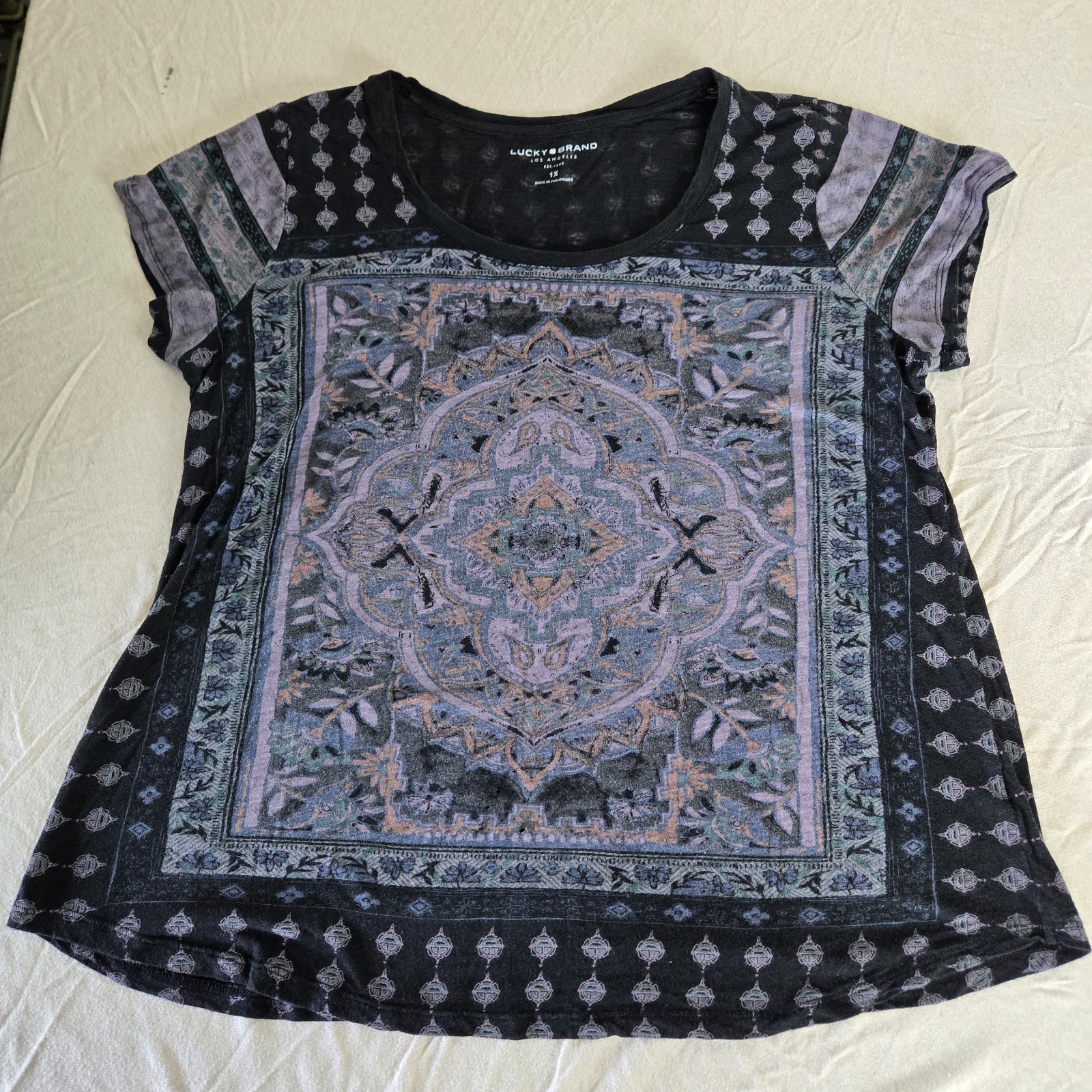 EUC Lucky Brand Mandala Print light-weight Short Sleeve Boho Top, Size 1X