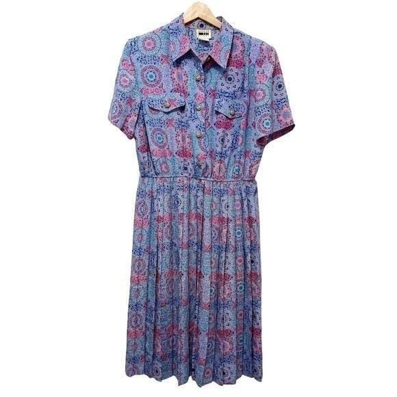 80s Vintage Leslie Fay Shirtwaist Dress Size 14P Pleated Bohemian Medallion