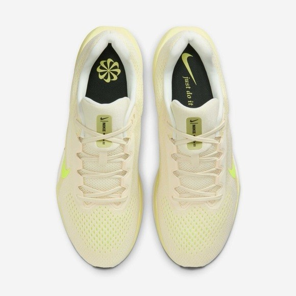 Nike Air Winflo 11 Men Neon Yellow NEW size 15
