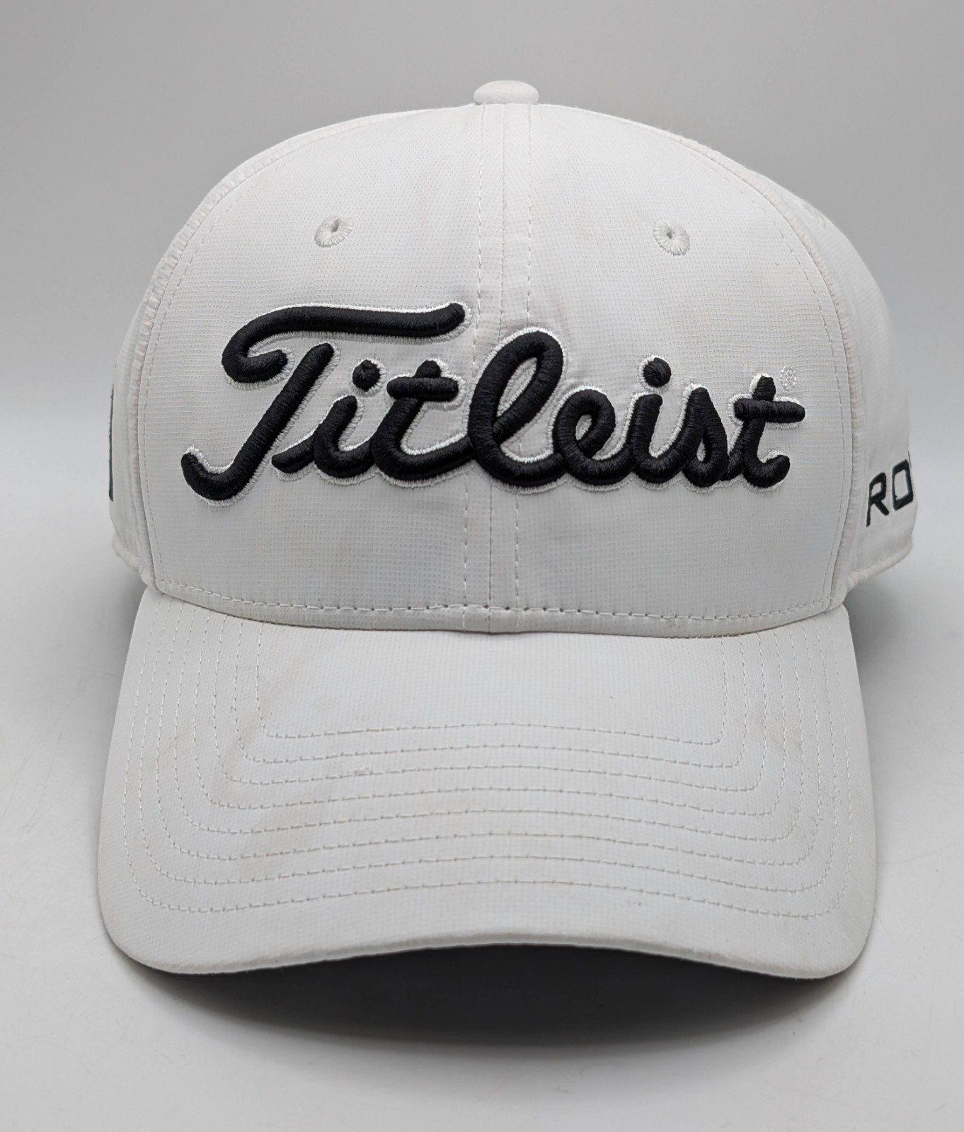 Titleist Pro V1 Golf Hat White Adjustable Strap Back Cap Unisex OSFM SEE PICS