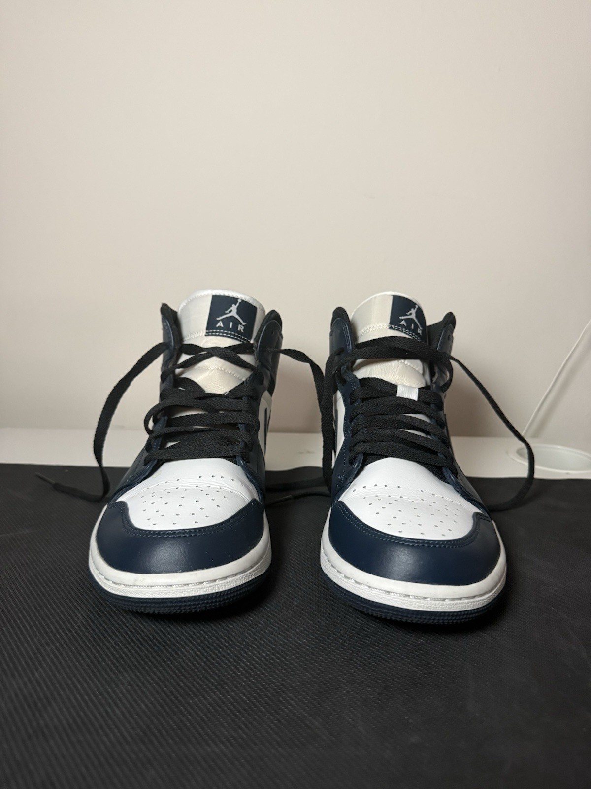 Nike Air Jordan 1 Mid Armory Navy White Black Men’s Size 9 – 554724 (No box)