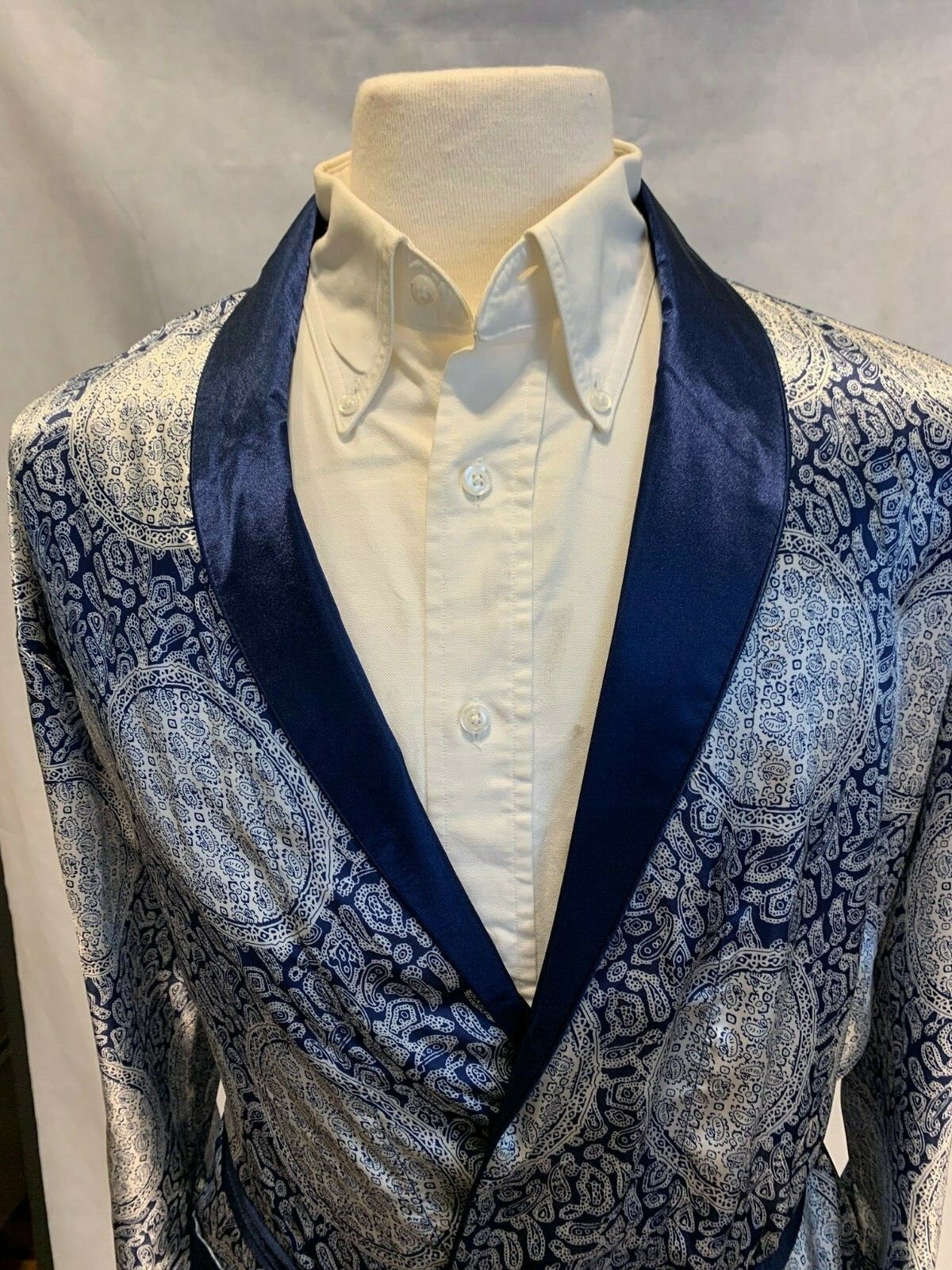 Mens Silk Satin Robe – Navy Paisley Auspicious ” 5 Day Delivery USA Seller ”