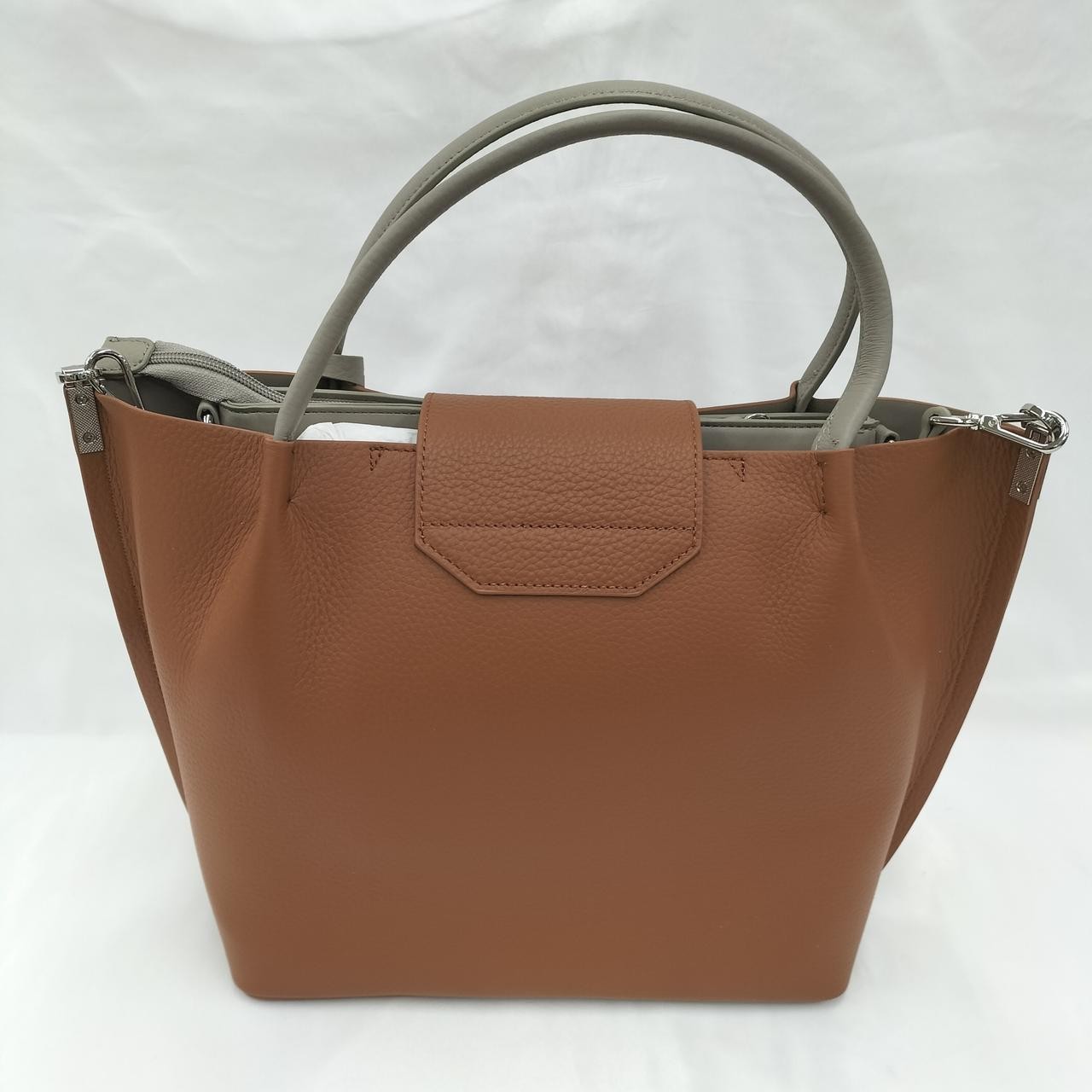 Barcos Shrink Leather Handbag