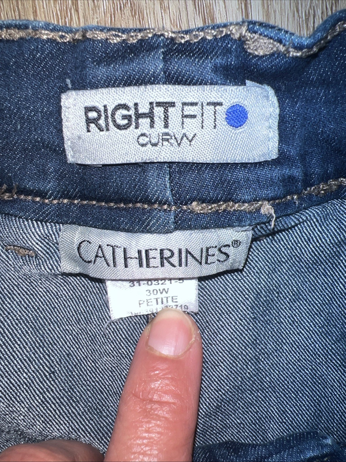 Catherines Jeans Plus Size 30wp Right Fit Moderate Curvy Denim Cotton Blend NEW