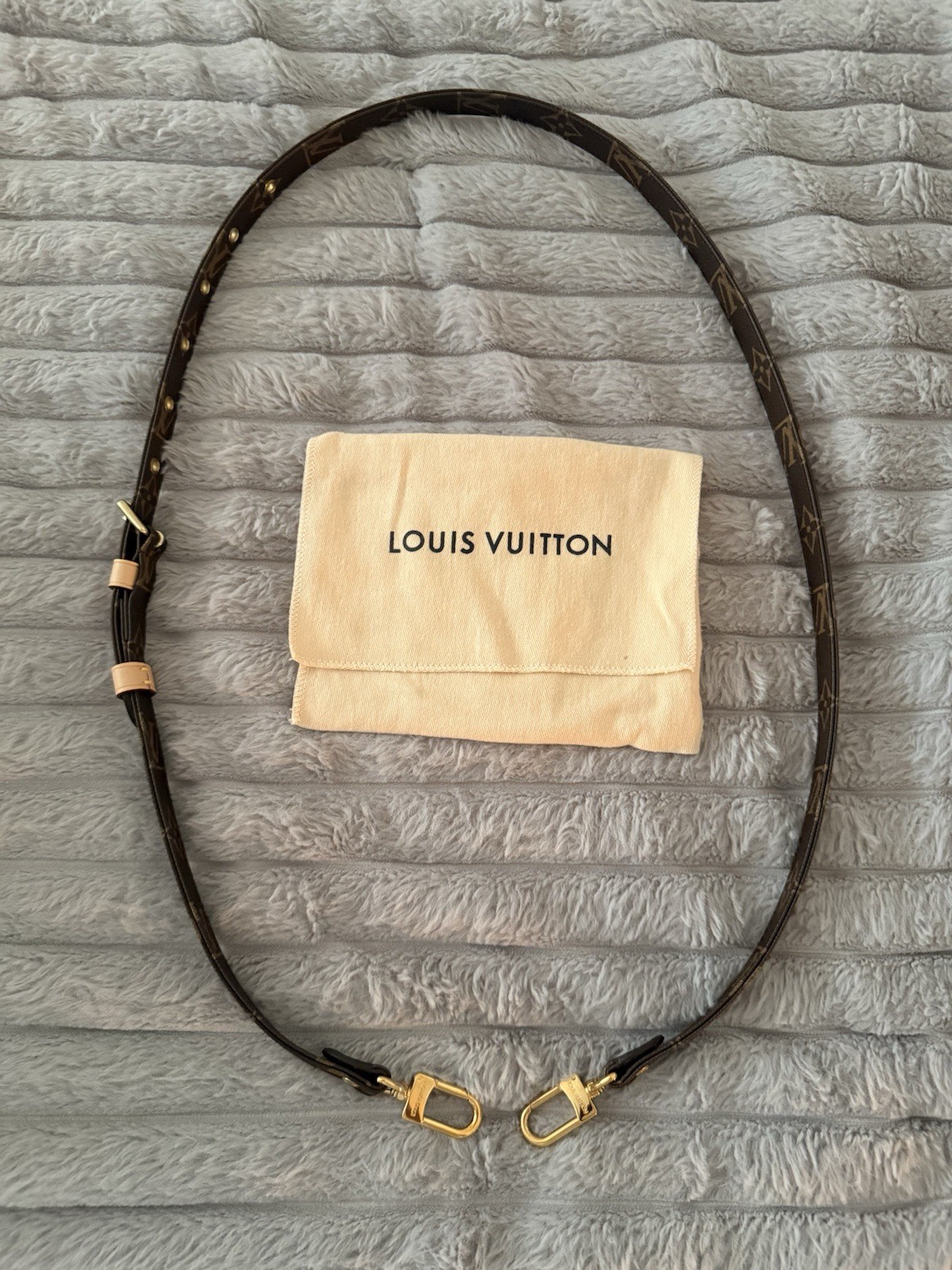 Louis Vuitton Monogram Adjustable Strap w/dust bag