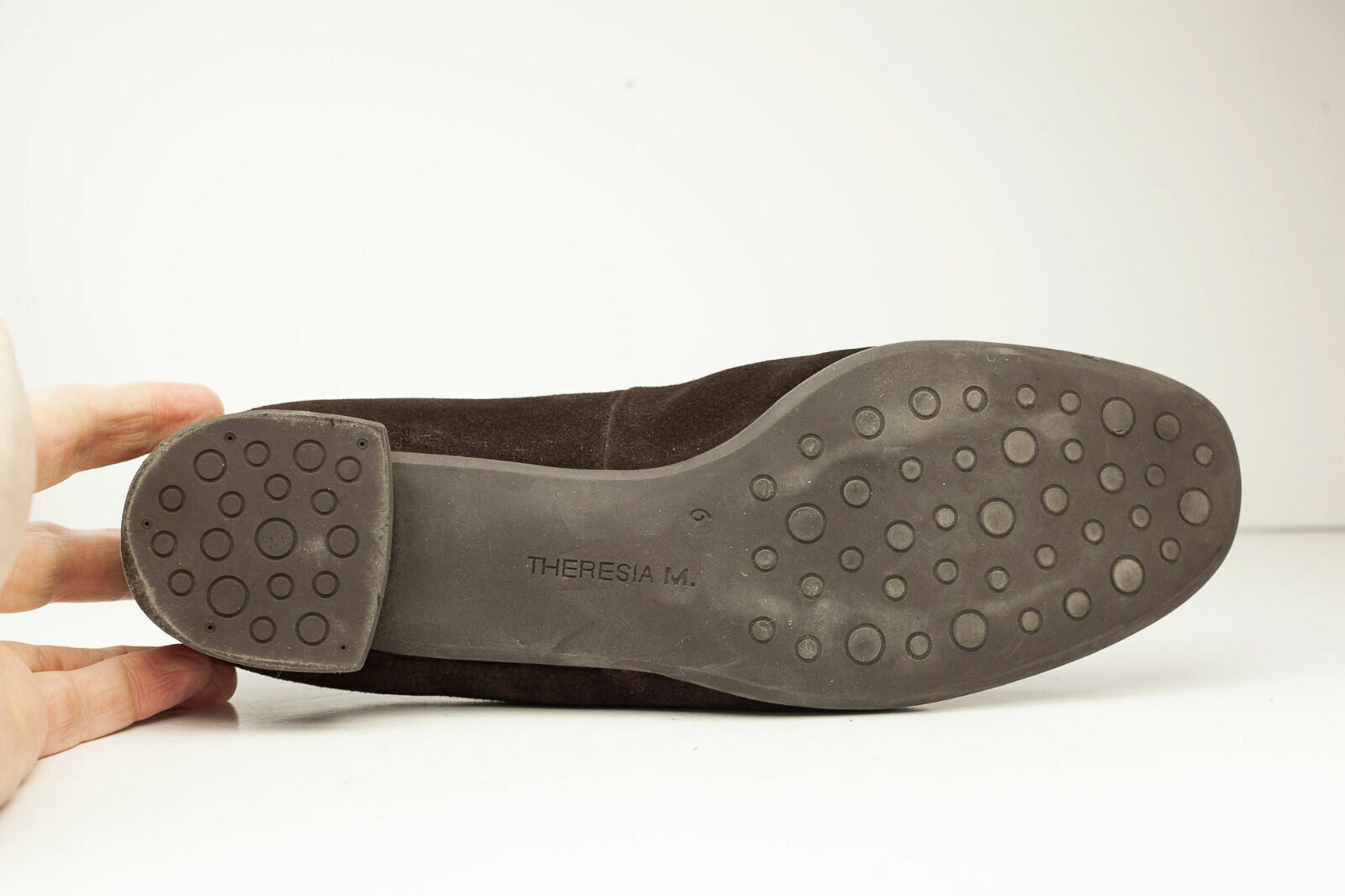 Theresia M. Brown Suede Loafers 8.5 Women’s