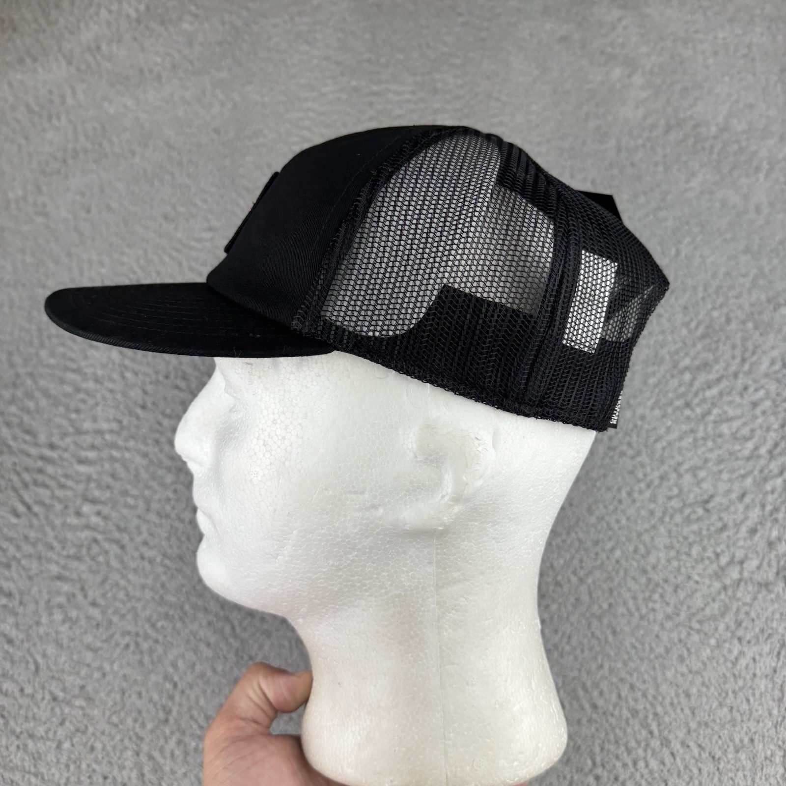 Outdoor Research OR Quadrise Trucker Lo Pro Cap Hat Black Nwt