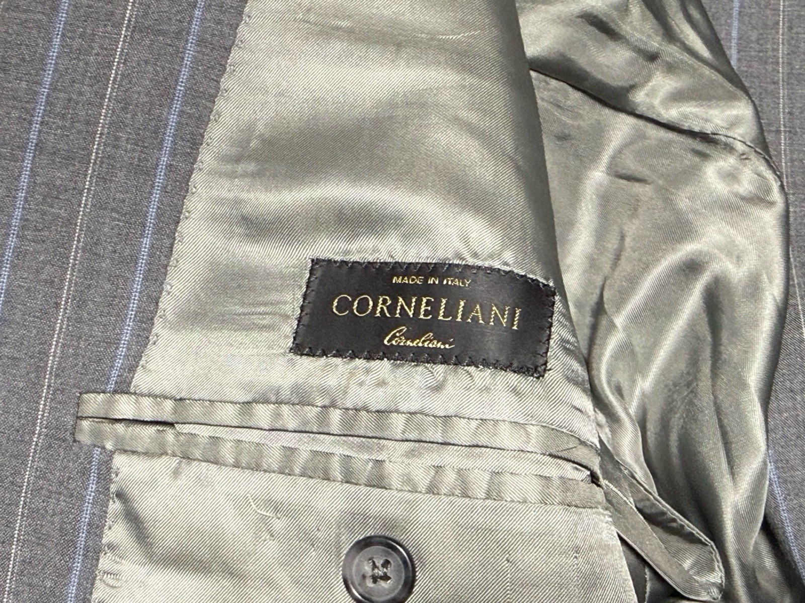 Vintage Corneliani 48R/40×28 Pants Super 150s Wool Gray Baby Blue Pinstripe Suit