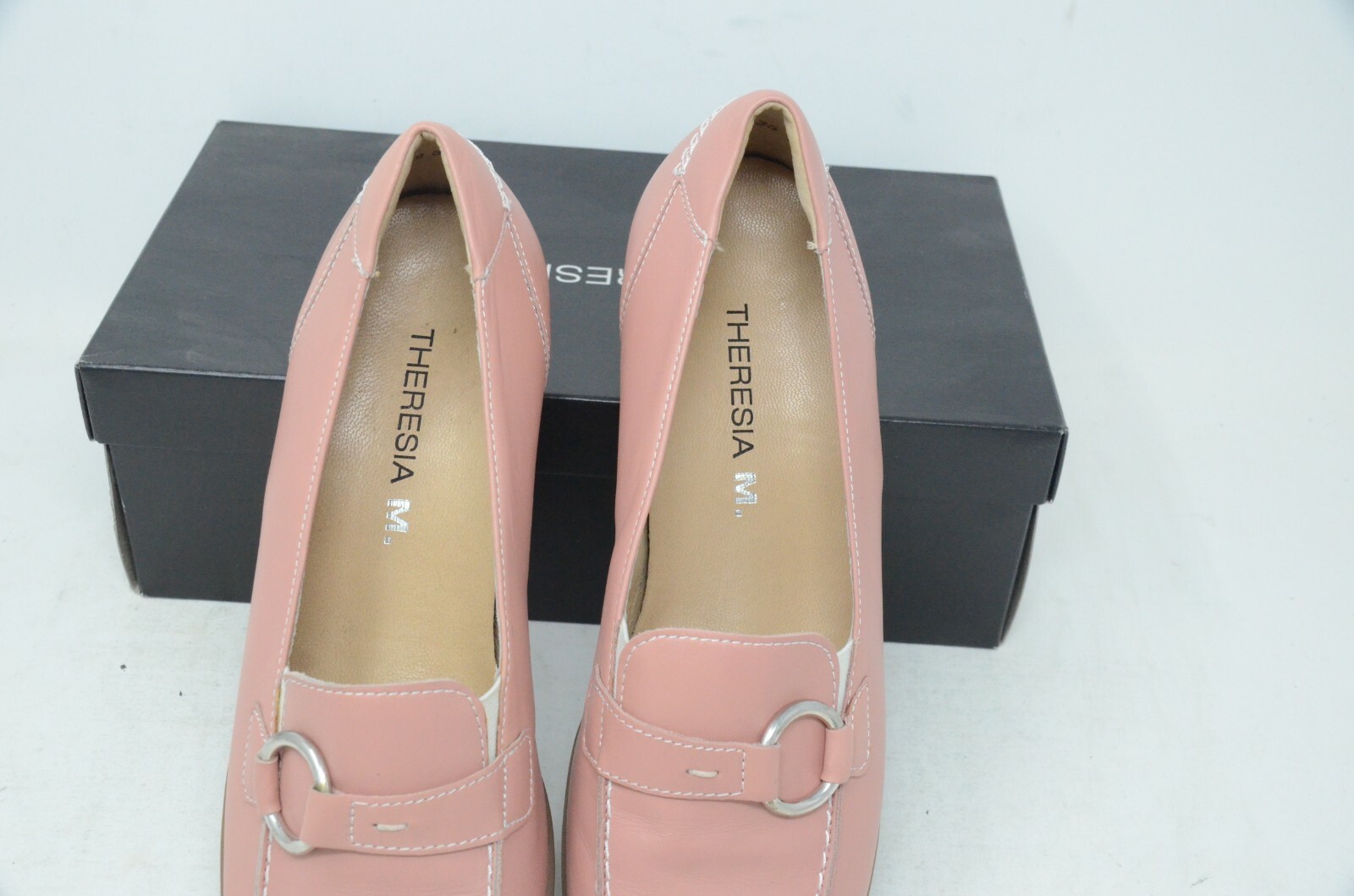 Women’s Theresia M Missy Dress Casual Shoes. Pink Leather. US Women’s Size 7.5