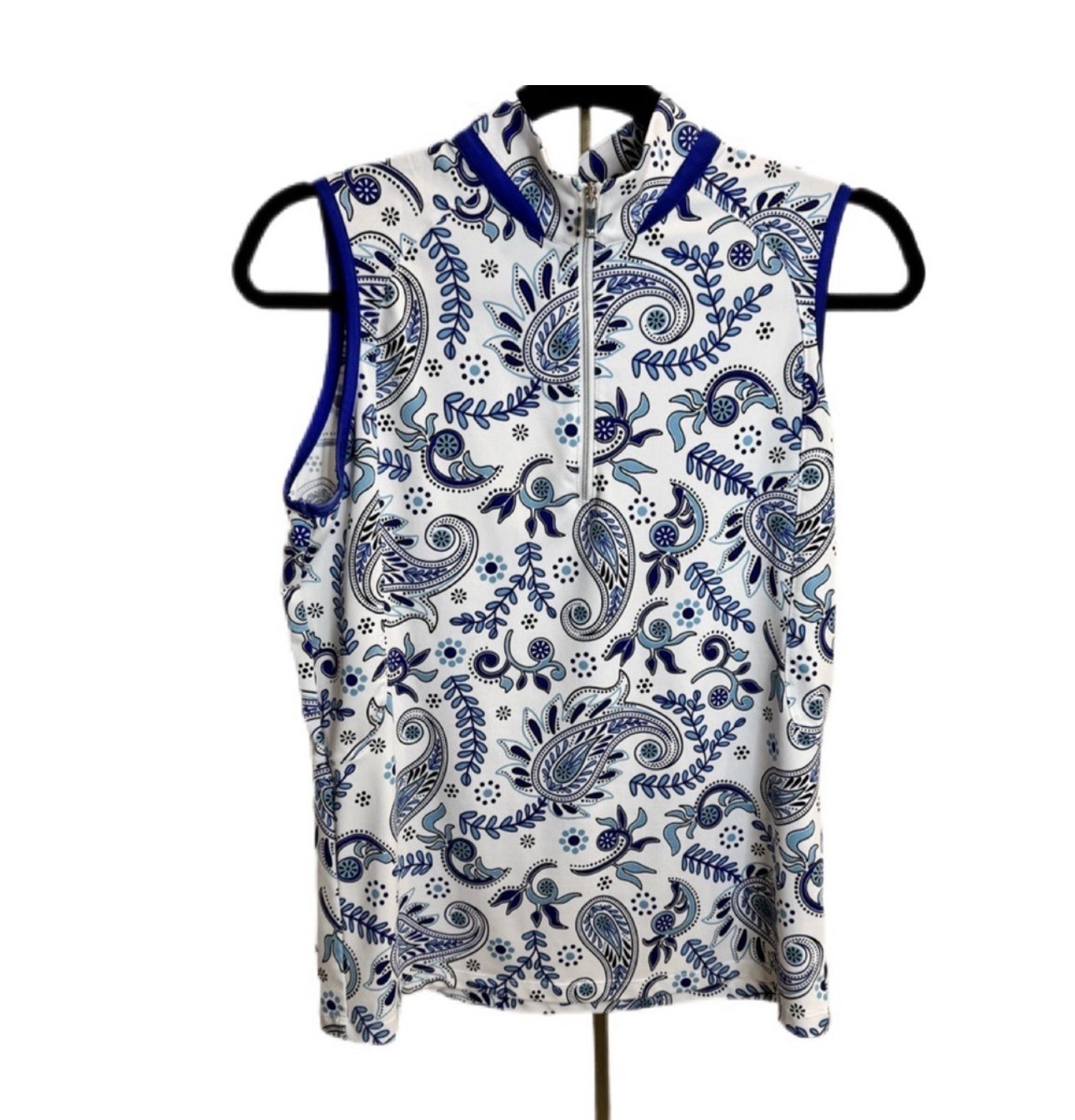 Tail Blue And White Paisley Tank Top. Size Medium