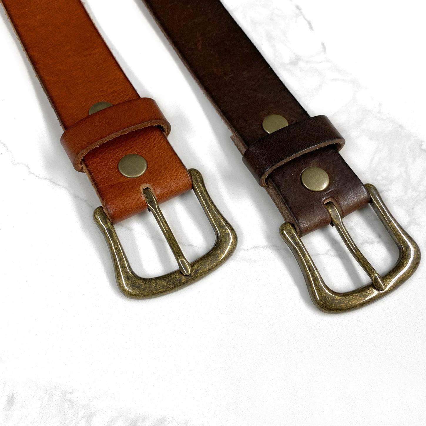 Women’s Full Grain Casual Leather Belt Antiqued Solid Brass Buckle 1-1/2″ wide