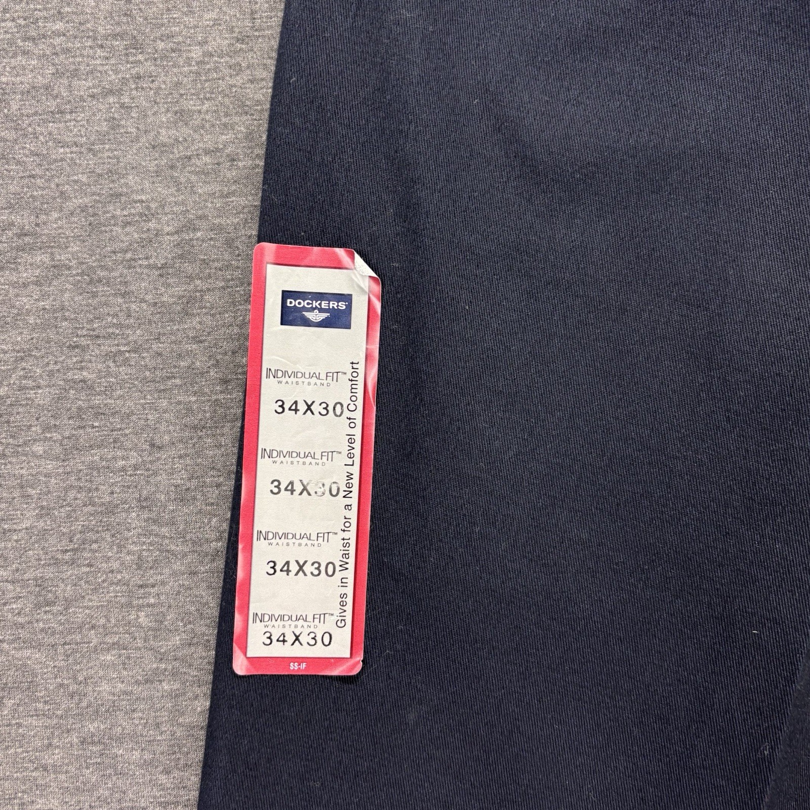 Dockers Original Khaki Pants Mens 34×30 Blue Classic Fit Pleated No Wrinkles NEW