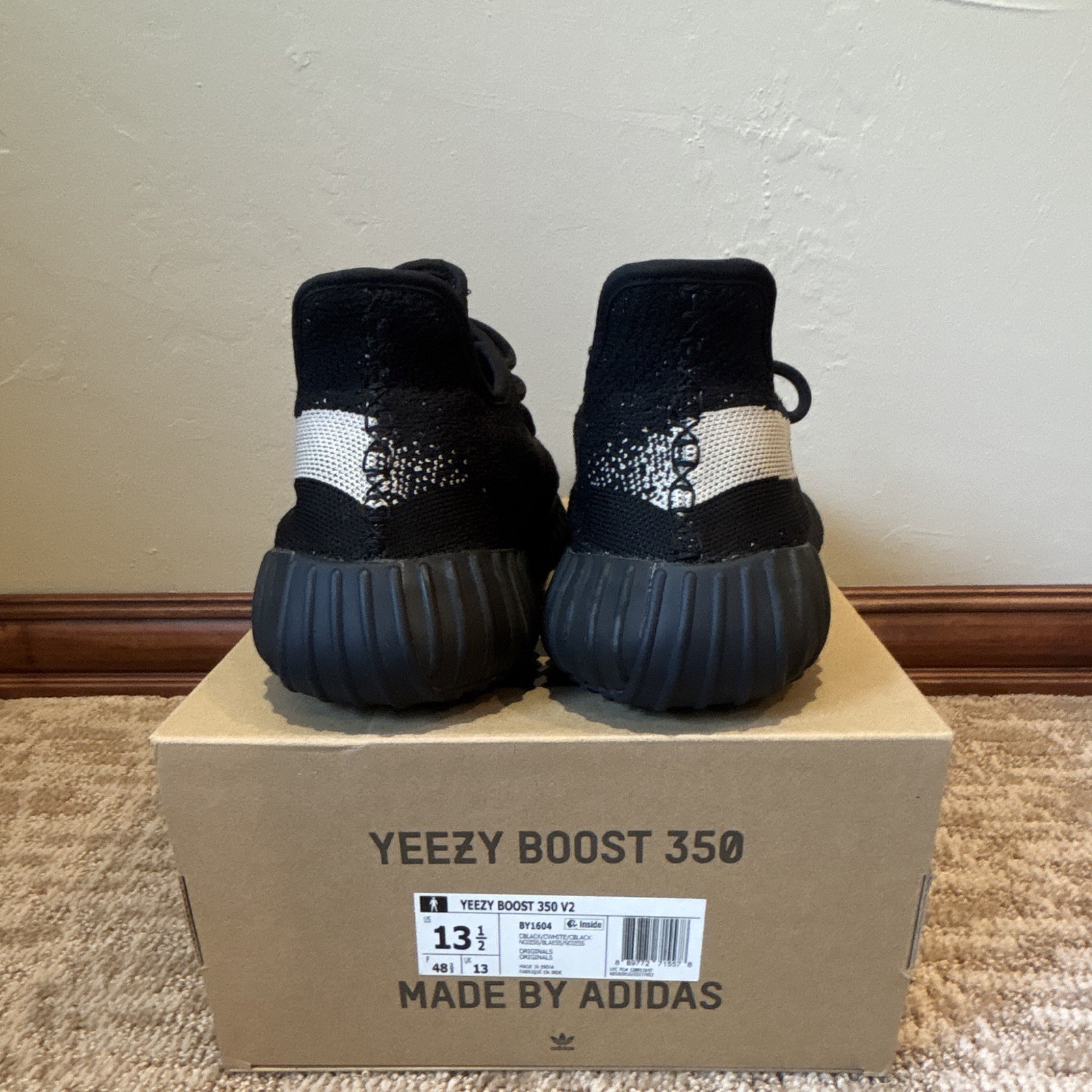 adidas Yeezy Boost 350 V2 Oreo Core Black/Core White Primeknit Men BY1604