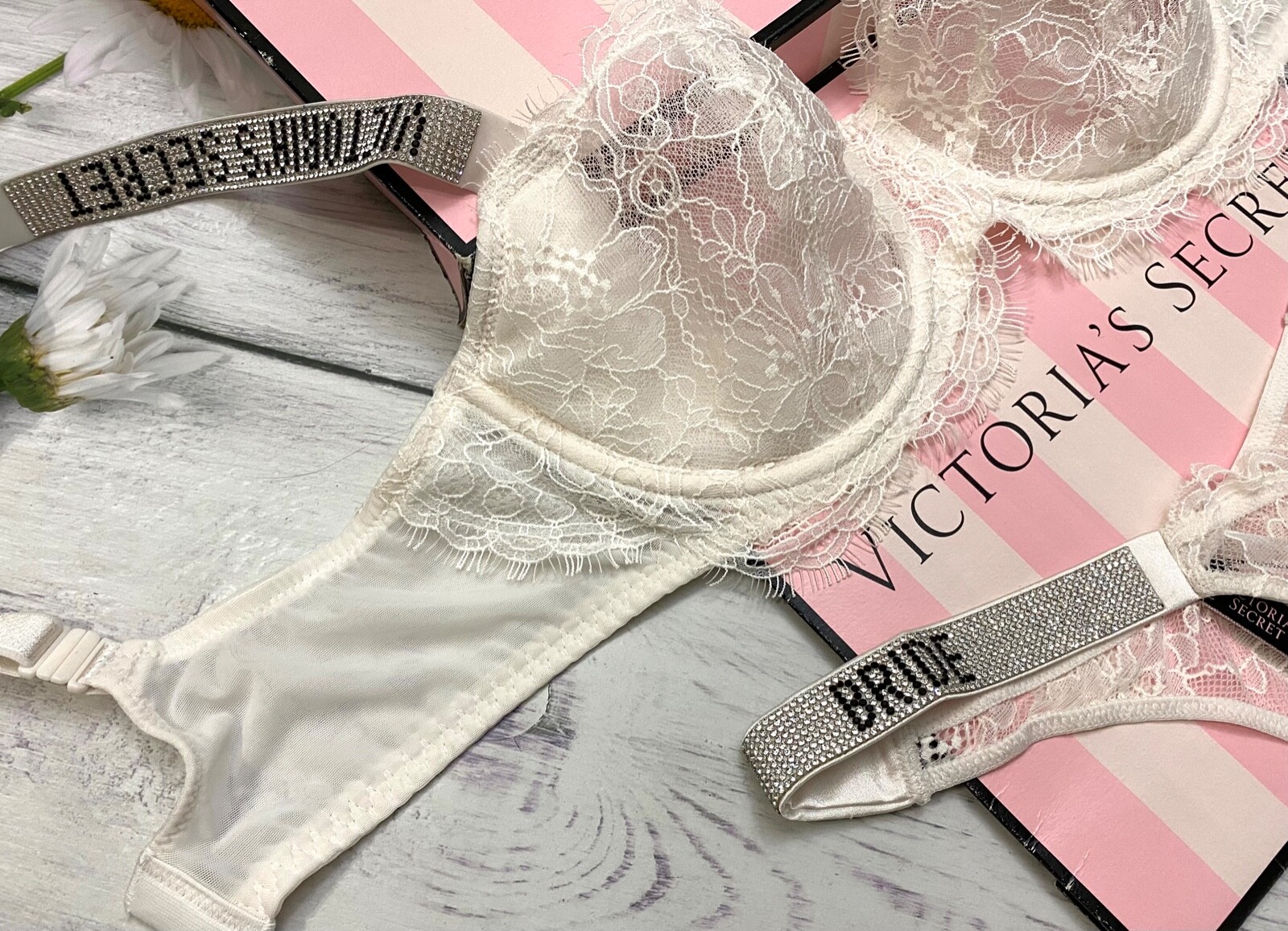 Victoria’s Secret Wicked Shine Strap Bra Thong Set Very Sexy Lace White “Bride”