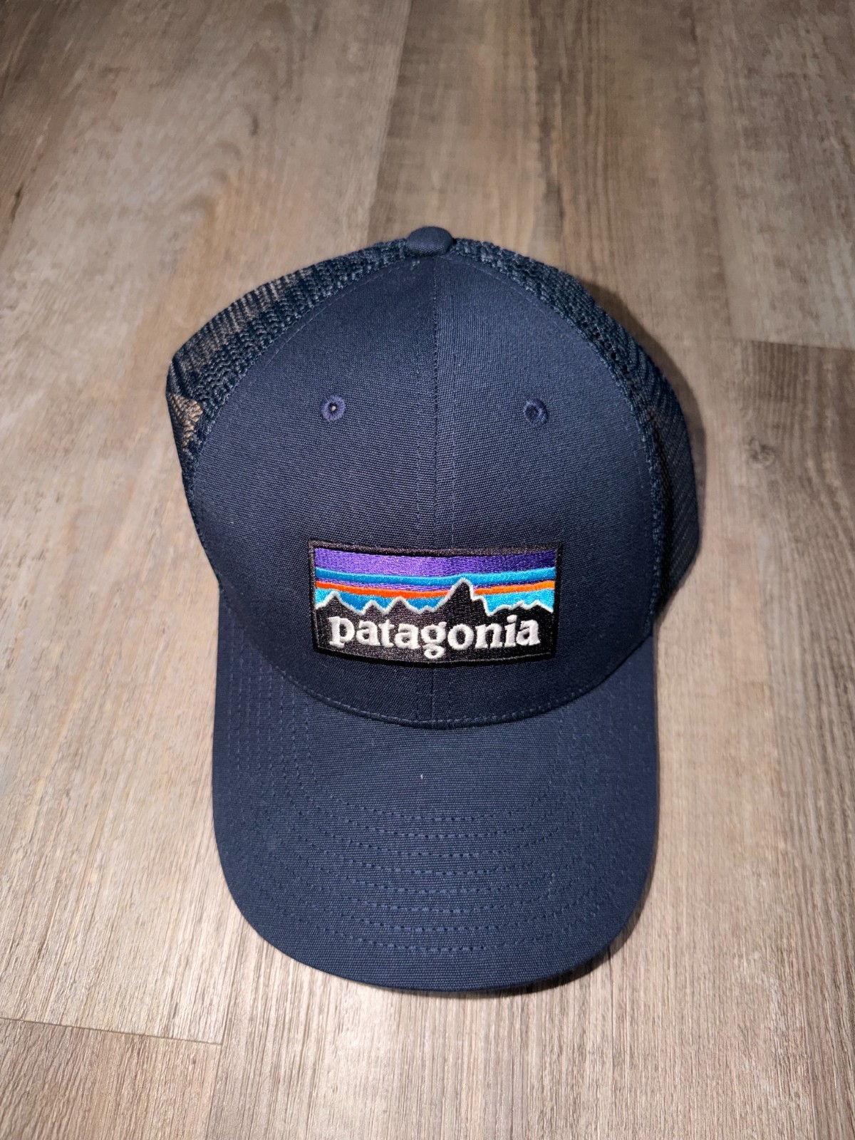 NEW Patagonia P-6 Logo LoPro Trucker Hat Navy Blue