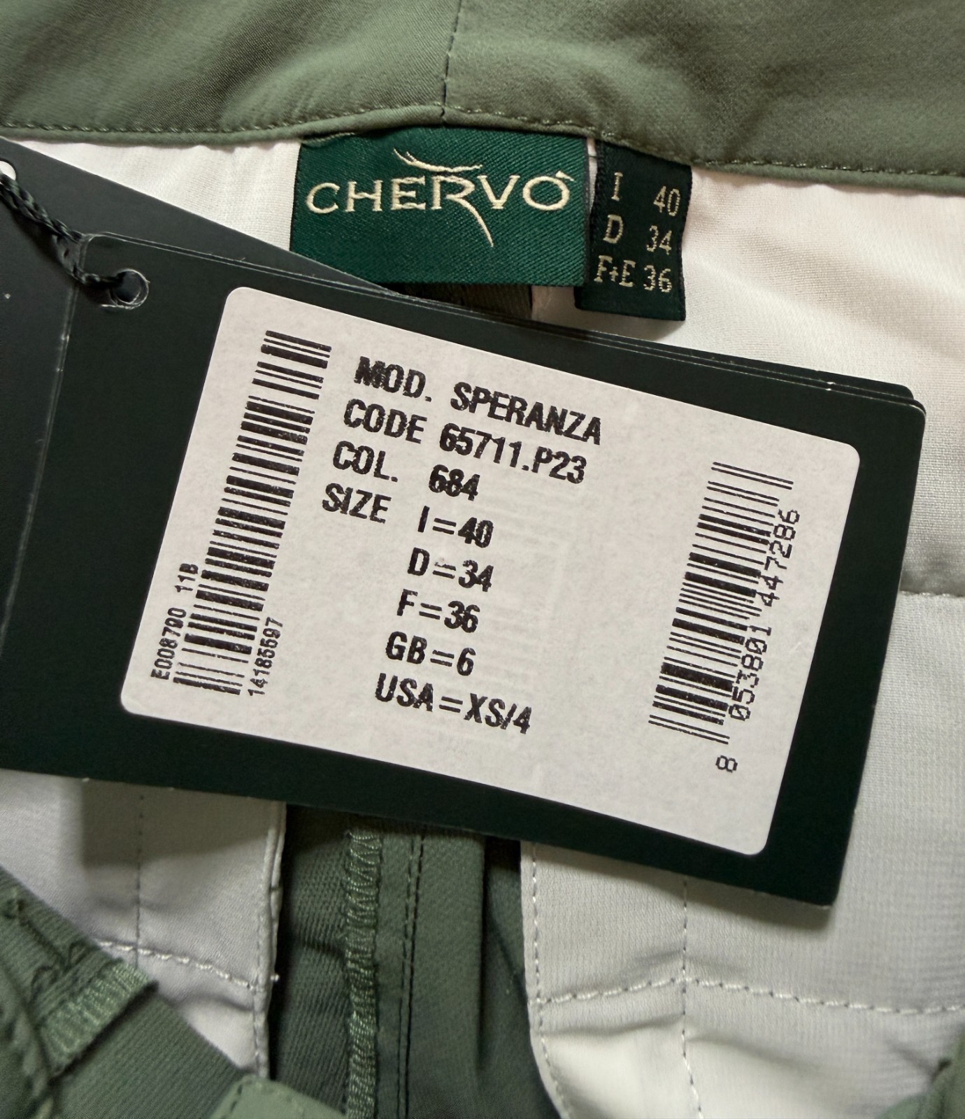 NWT WOMEN’S CHERVO GOLF PANTS – SIZE: 4 – GREEN (A4.8)