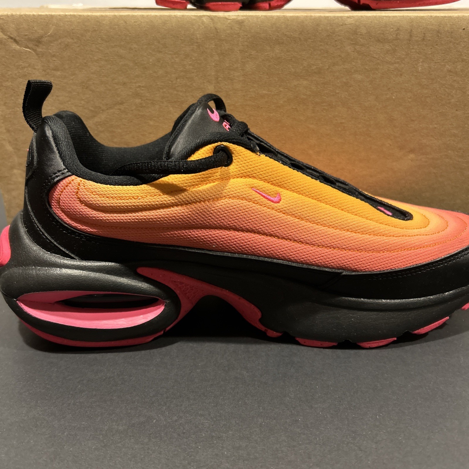 Size 8 Women’s Nike Air Max Portal Brand NEW No Box