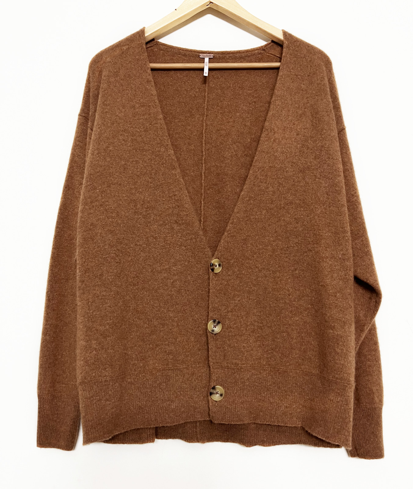 Free People – 100% Cashmere Vneck Cardigan button Sweater Women Brown XS