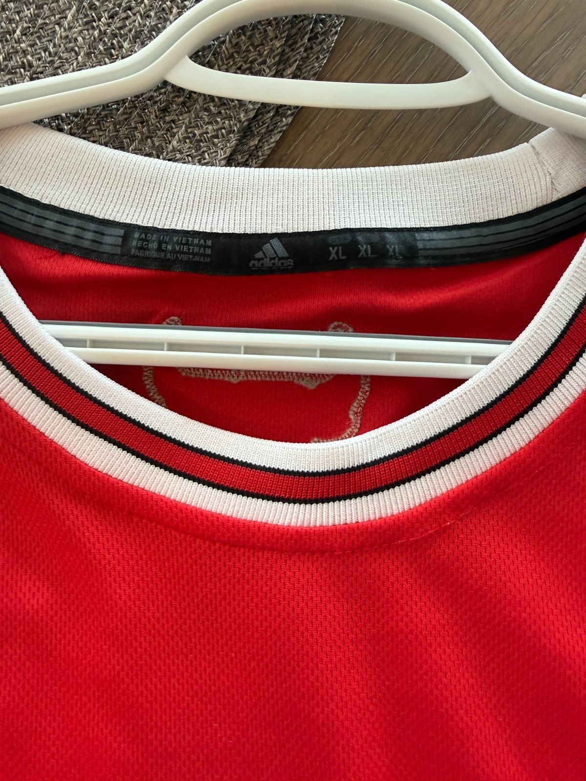 4 Bulls Basketball Jerseys Sz XL-3 used and 1 NWT