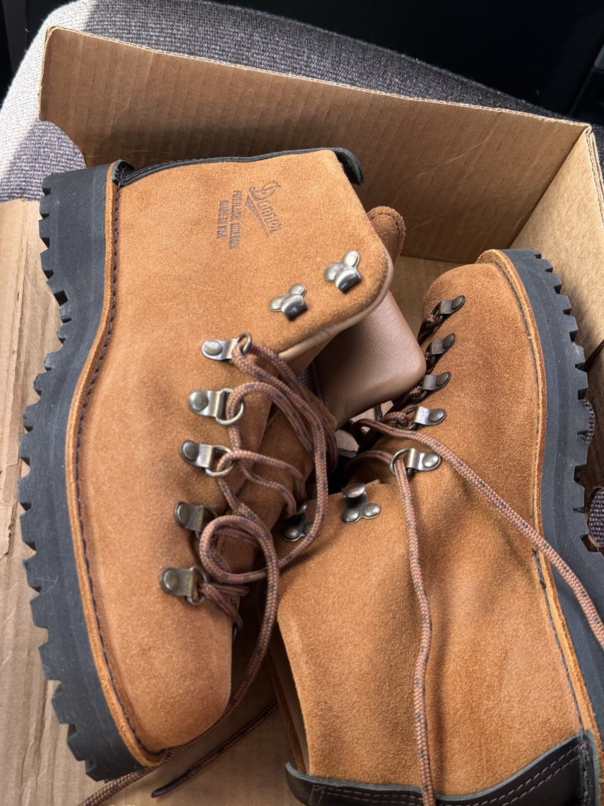 Danner Men’s Brown Suede Lace-Up Ankle Hiking Boots US 8 EE Wide