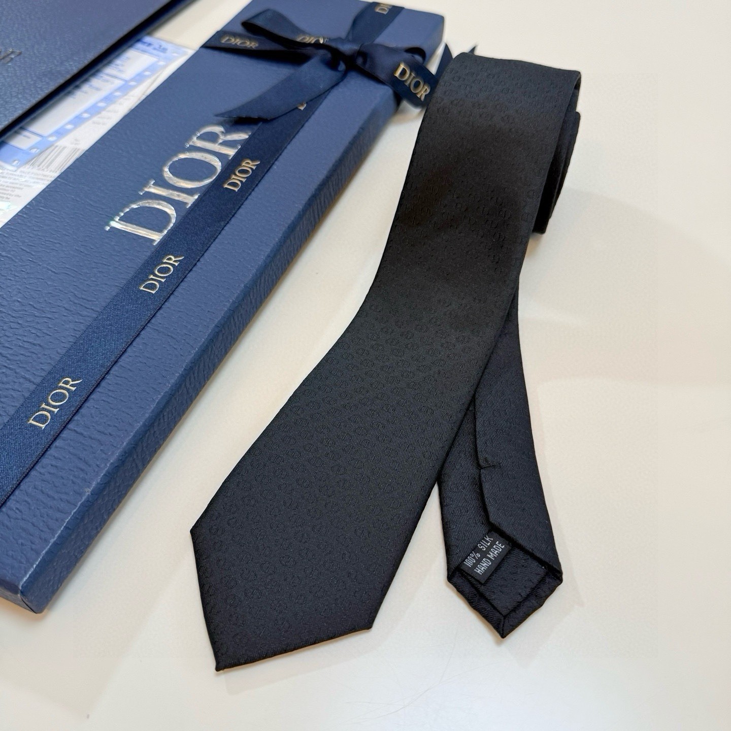 Dior Men’s Designer Silk Tie Black Solid Logo Accent Standard/Classic One Size