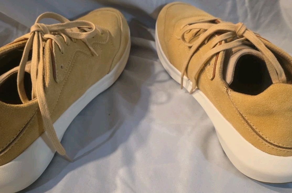 Olukai Kōheo Convertible Sneaker Golden Sand Men Size 10 New No Box
