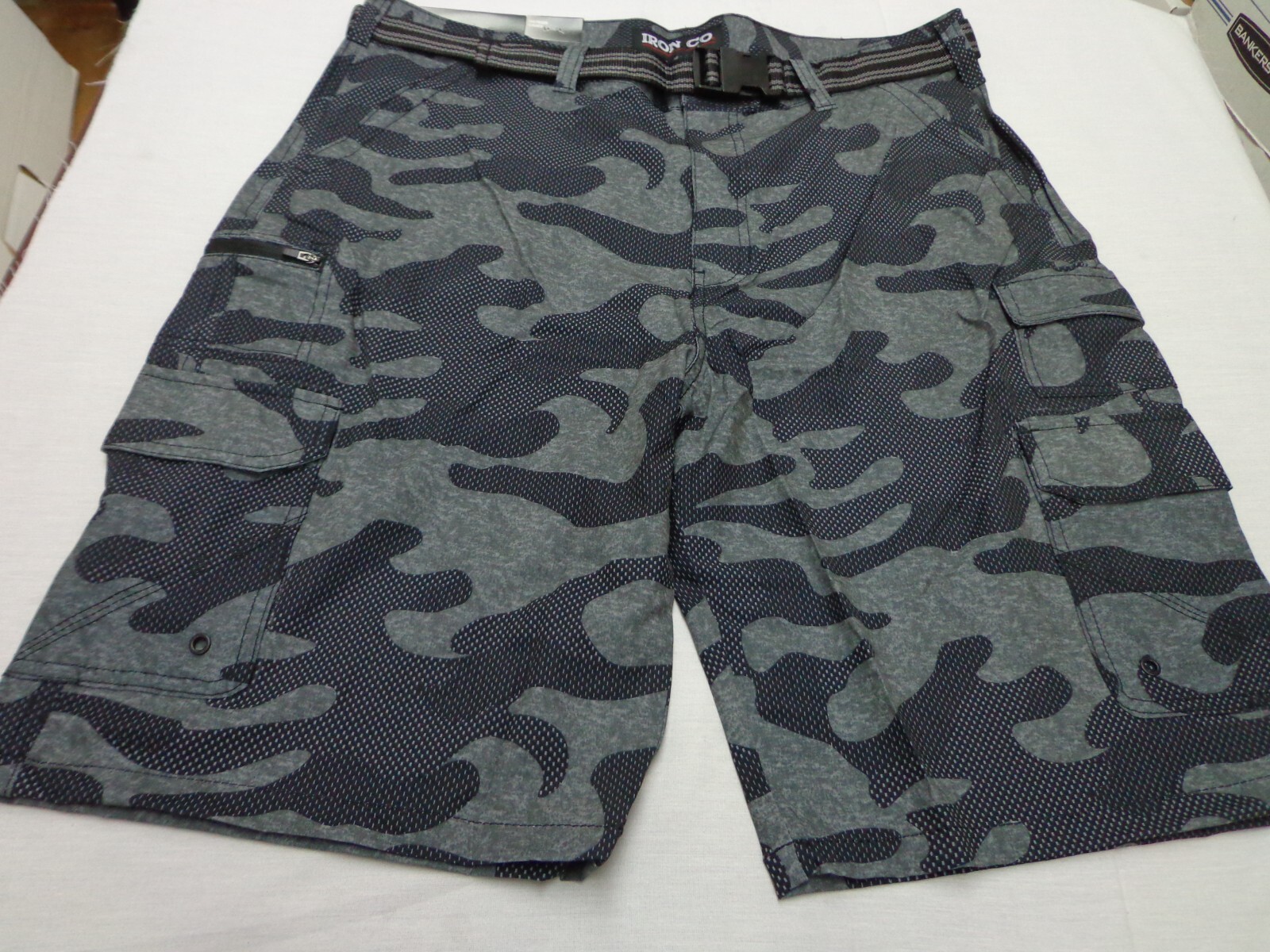 Iron Co Belted Stretch Performance Hybrid Cargo Shorts Gray Camo Size 36