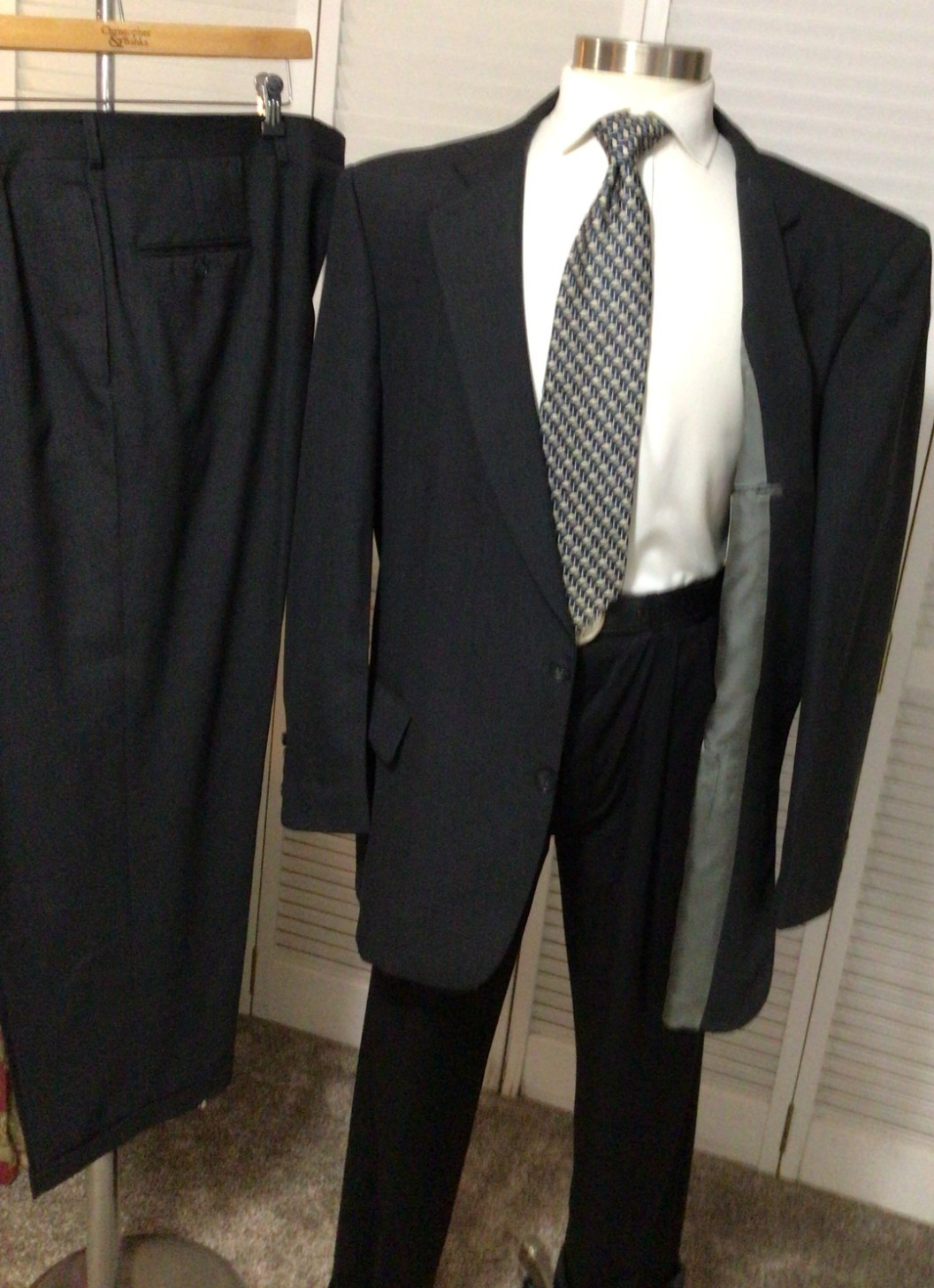 VINTAGE CRICKETEER MENS CHARCOAL GRAY 2 PIECE SUIT SIZE: 48 PANTS 42×28