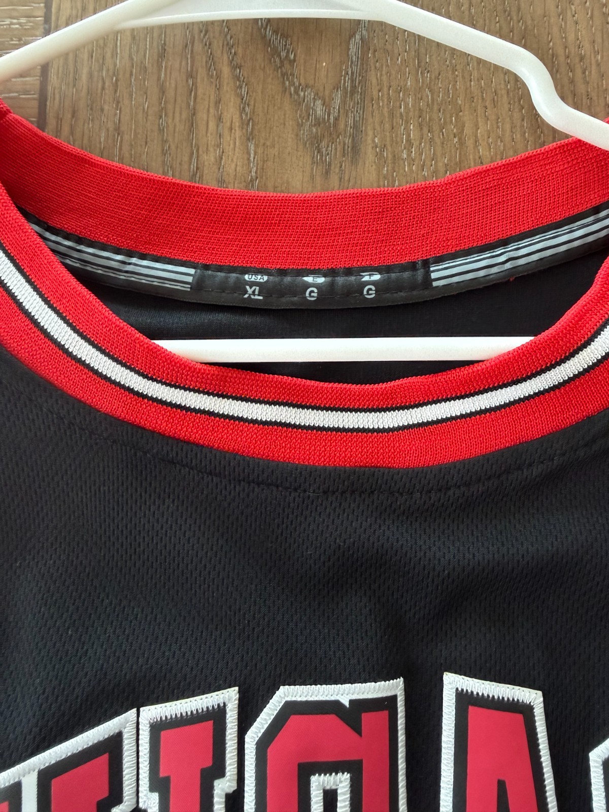 4 Bulls Basketball Jerseys Sz XL-3 used and 1 NWT