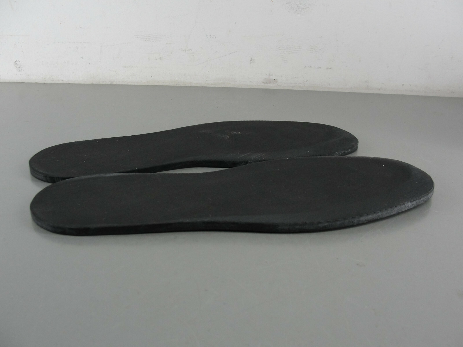 FRYE 🥾 REPLACEMENT MAXITRED GUM RUBBER BOOT SHOE REPAIR OIL RESISTANT SOLE SZ 9