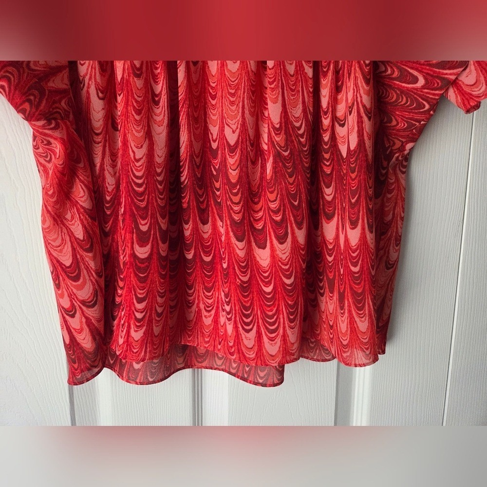 MICHAEL Michael Kors Red Swirl Blouse Size L