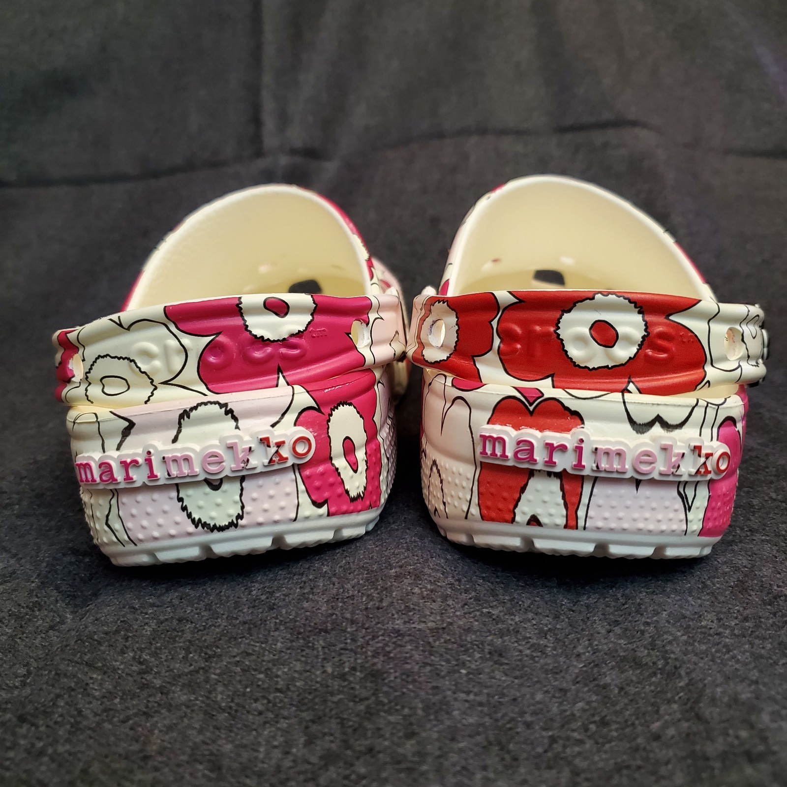 Crocs x Marimekko Unikko Classic Slip-On Floral Clogs J6 W 8 M 6 Jibbiz Charms