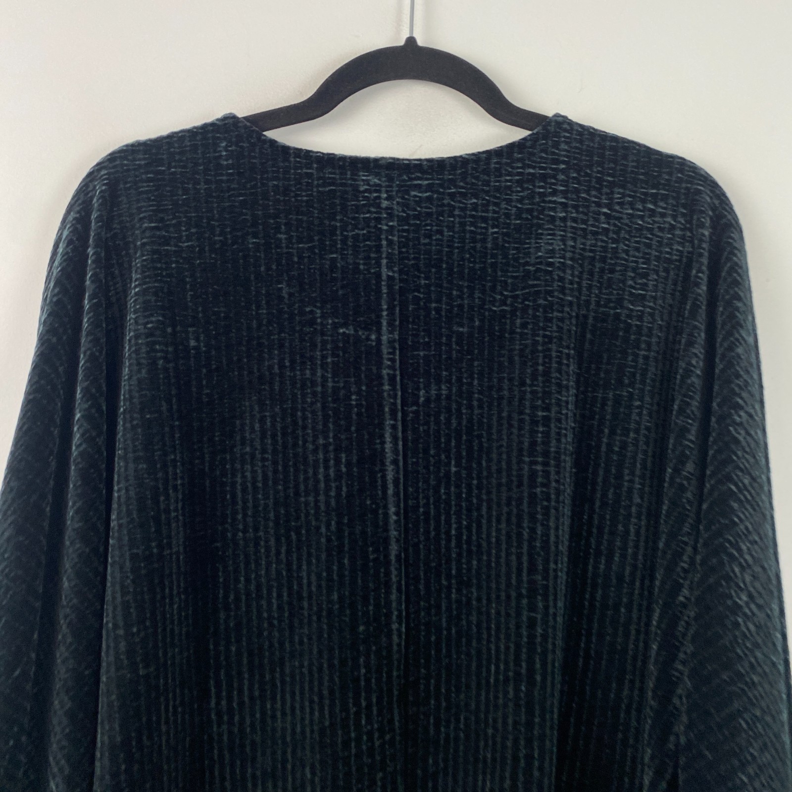 J Jill Wearever Crushed Velvet Wedge Top Size 2X Black 3/4 Dolman Sleeves