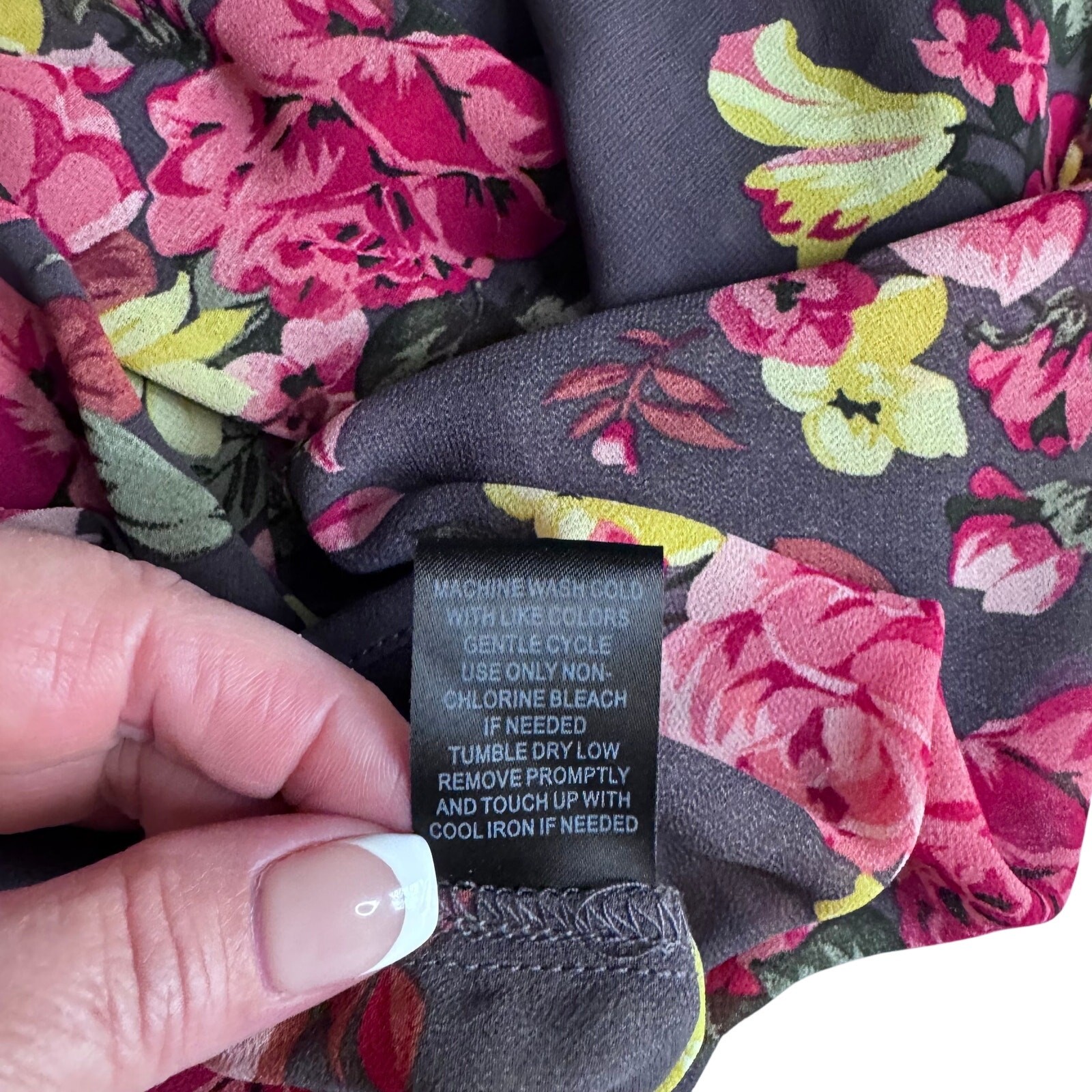 Torrid Size 3/4 Floral Chiffon Kimono Duster Cardigan Gray Pink Sheer Cover/Wrap