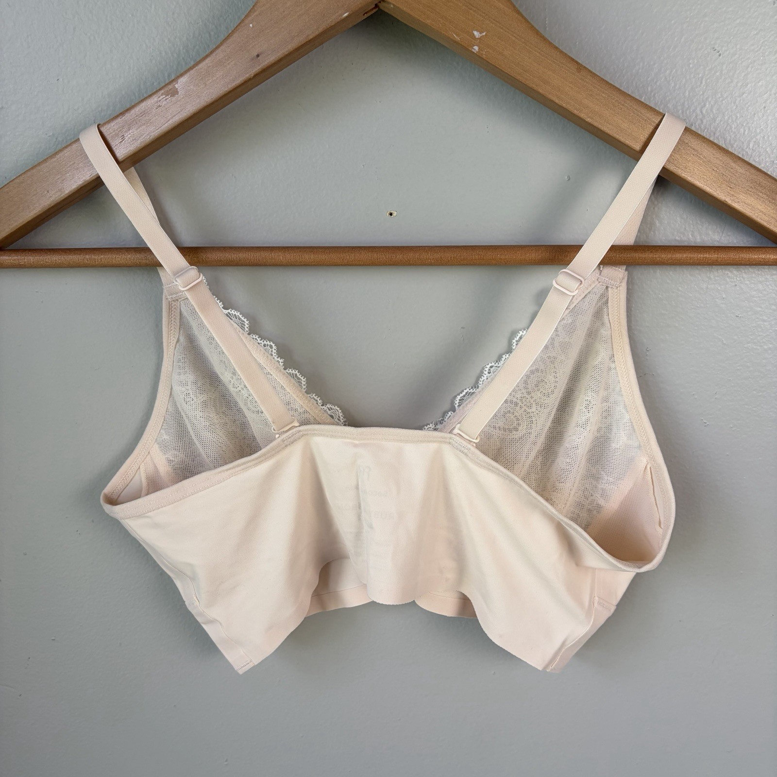 NEW Ruby Ribbon Second Skin Size 32 Nude Pale Retired Demi Demiette Bralette