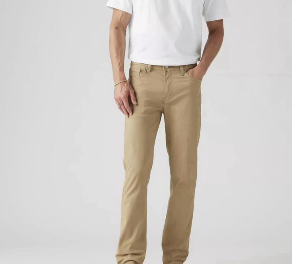 LEVI’S 511™ Slim Fit All Seasons Men’s PantsColor: Harvest GoldSize: 32W x 32L