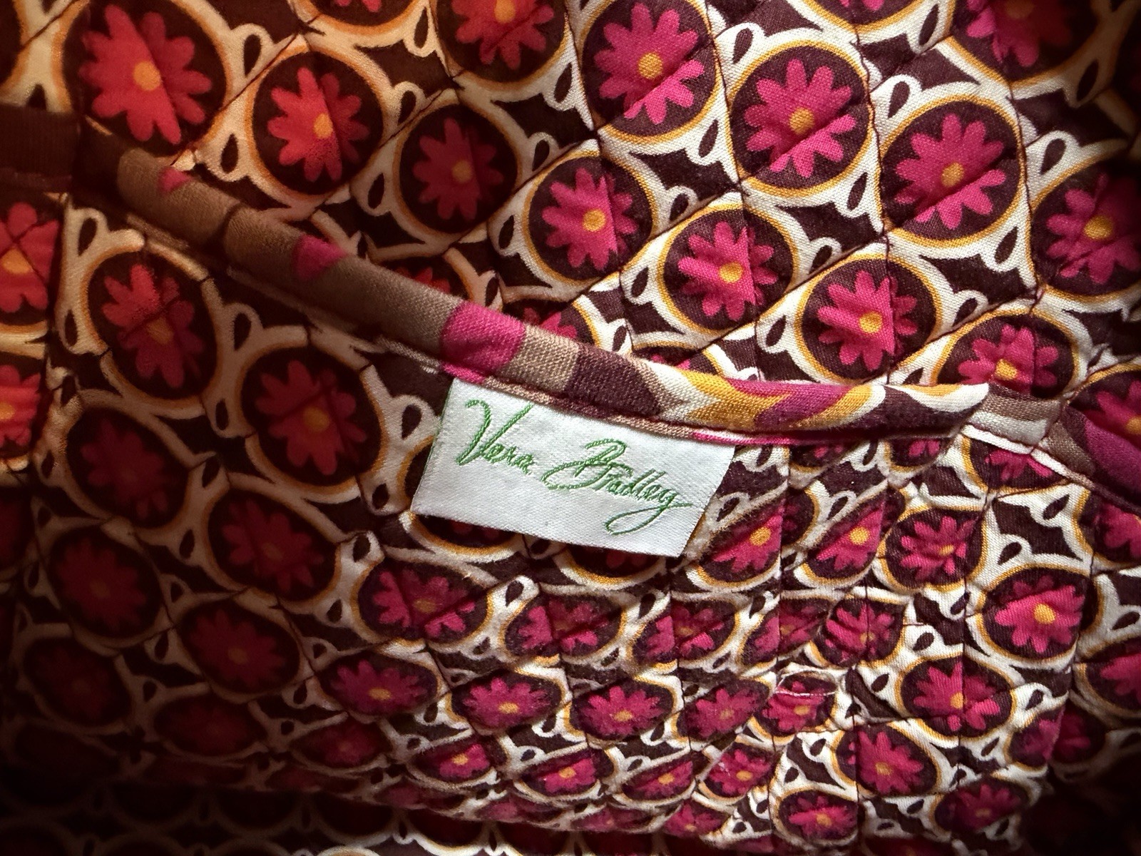Vera Bradley Medium Shoulder Bag Zipped Compartment, Clean