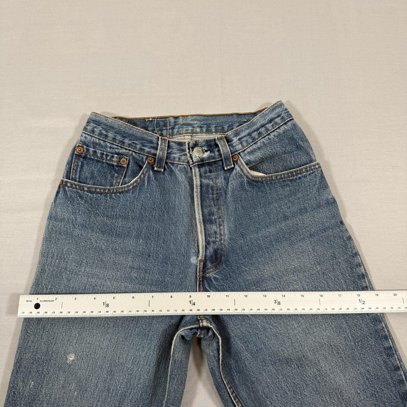 Vintage Levis Jeans Womens 24×30 Blue 501 Straight Fit Denim Pants 80s 90s USA