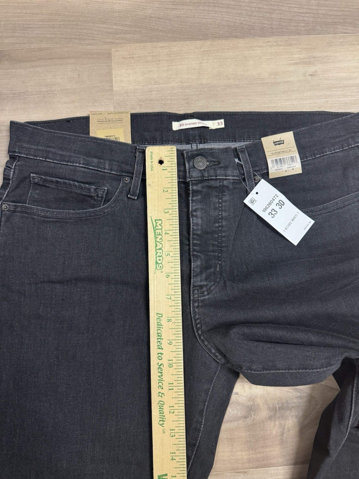 Levi’s Women’s Stretch 311 Shaping & Tummy Slimming Skinny Jean Black 33×30 NWT