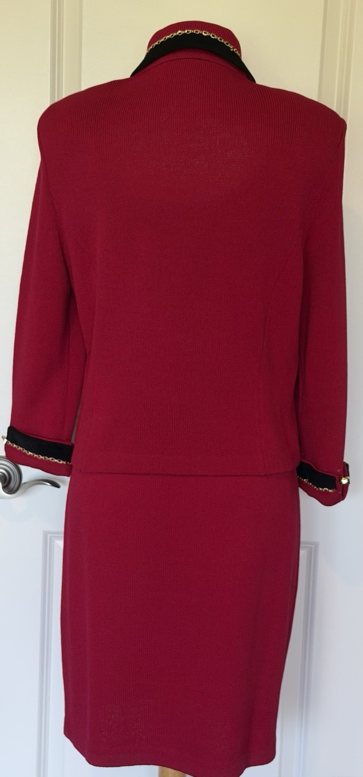 St. John Women’s 3pc Knit Skirt Suit Set Pink Solid Jacket Skirt Top sz 12