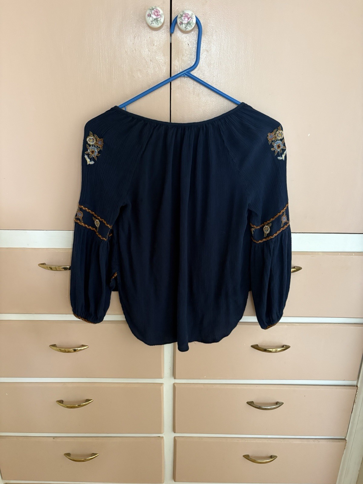 Forever 21 Navy Blue Embroidered Boho Peasant Blouse Size Small