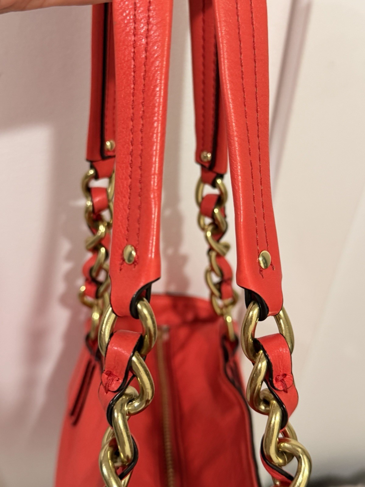 ✨ Coach Madison Leather East/West Chain Tote